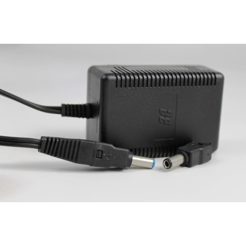 ALIMENTATORE STABILIZZATO 12V 210mA SWITCHING