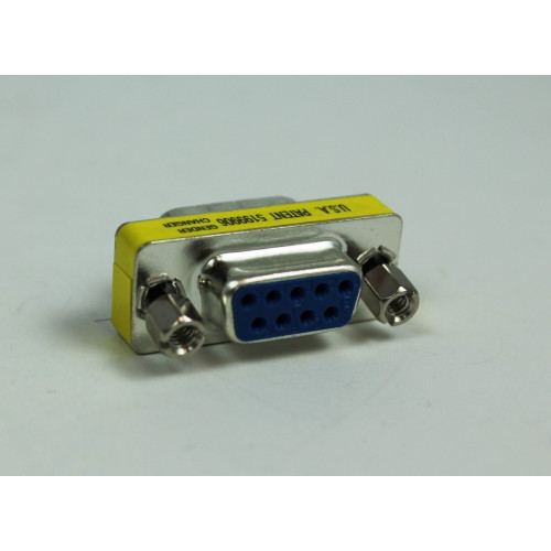 ADATTATORE DB9 MASCHIO / FEMMINA