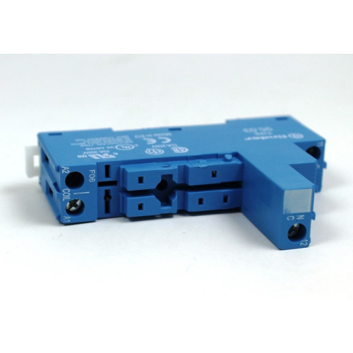 ZOCCOLO PER RELE' UNIPOLARE SU BARRA DIN