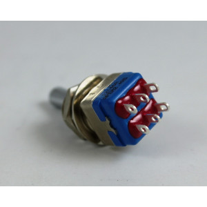 DEVIATORE BIPOLARE ON - ON 4A MOD. 12146A MARCA APEM  2