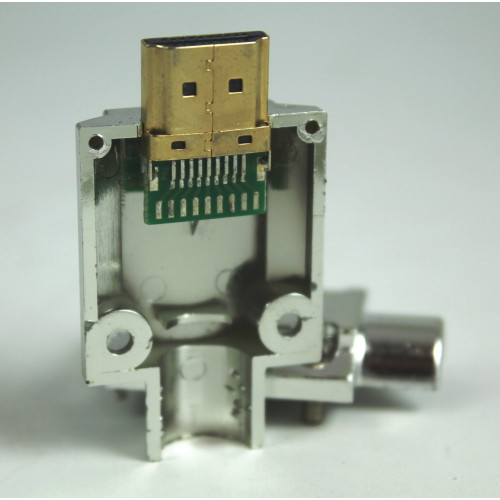 CONNETTORE HDMI MASCHIO VOLANTE A SALDARE