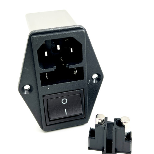 Spina Tripolare IEC da Pannello con Filtro di Rete , Interruttore e Doppio Portafusibile Actronic AR13.6A