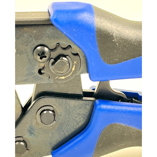 Pinza Crimpatrice per Terminali Preisolati Expert E050301 