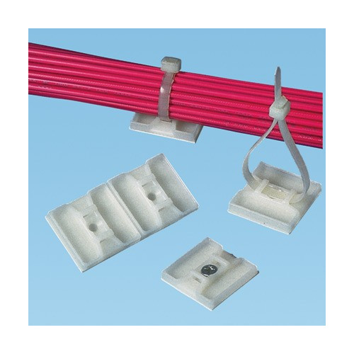 PIASTRINA AUTOADESIVA  LUNGH. 29+VITE